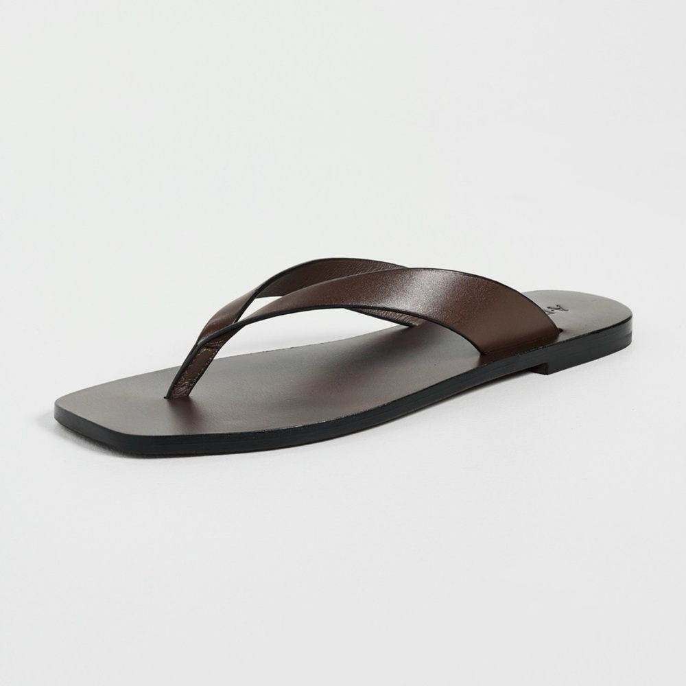 Elegant Brown Leather Sandals - Picture 2 of 5